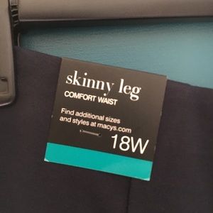 Alfani NAVY dress pants, NEW with tags